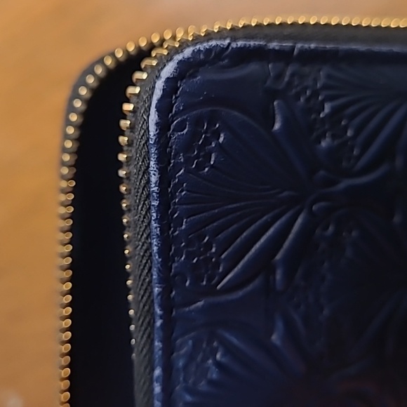 Liberty of London Iphis Continental wallet - Picture 5 of 11